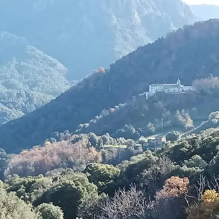 Avec Vue Sur La Montagne アパート Vico